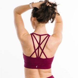 ZYIA Cranberry Light N Tight Bra RC Size M